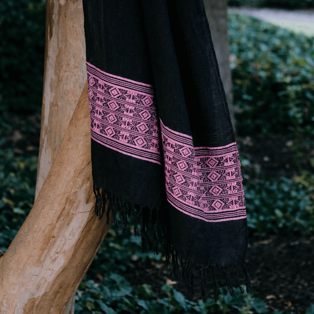 Dawa Shawl